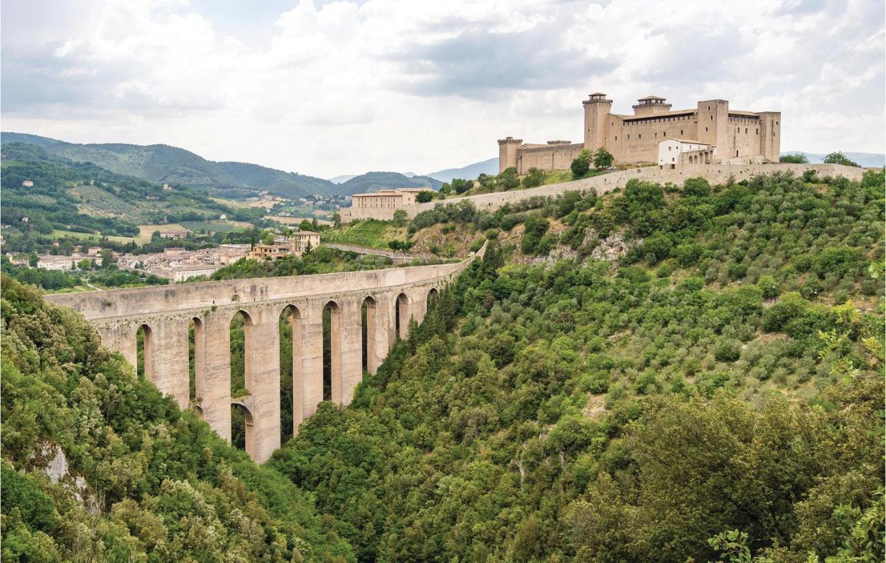 Вилла Casalino Bazzano di Spoleto Экстерьер фото
